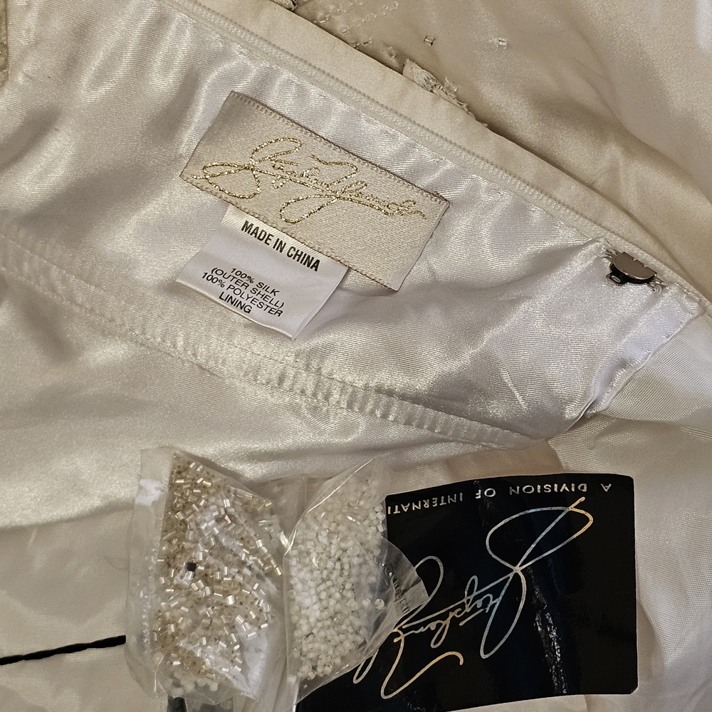 Vintage‎ Stephen Yearick Elegant White Wedding Dress 8 - Picture 4 of 8